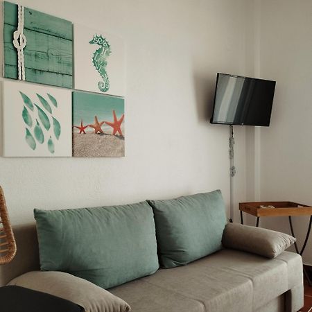 Light Blue Apartment Makrýgialos Екстериор снимка