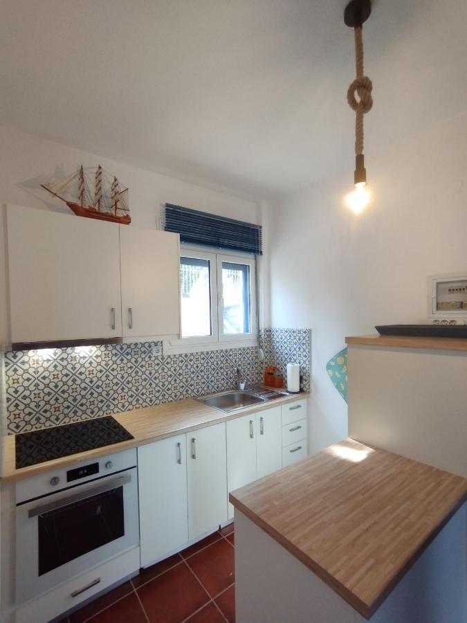 Light Blue Apartment Makrýgialos Екстериор снимка
